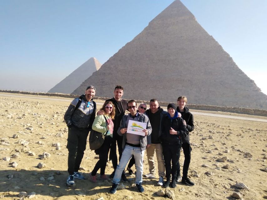 Hurghada: Cairo Pyramids, Sphinx & Egyptian Museum Day Trip - What the $93 price includes