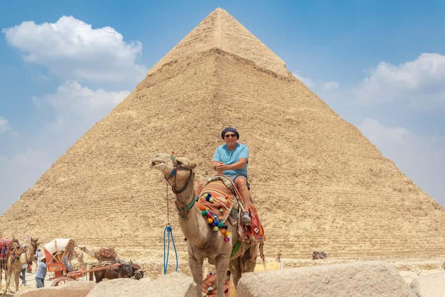 Hurghada: Full-Day Trip to Cairo by Plane - Heat, pacing, and practical comfort