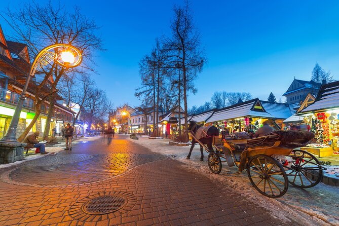 Krakow to Zakopane: Funicular, Tasting and Thermal Baths Day Trip - Krupówki Street and the Zakopane town center