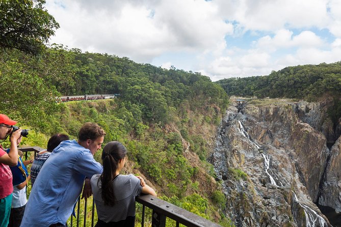 Kuranda Scenic Railway Day Trip from Cairns - Free time in Kuranda and how to use it
