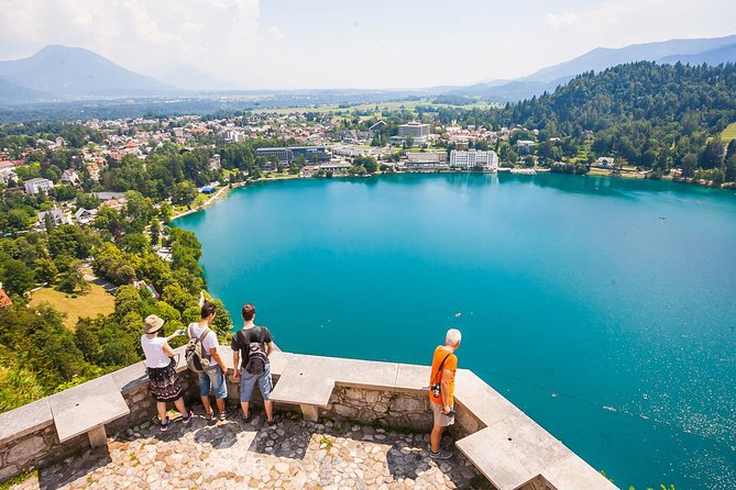 Lakes Bled & Bohinj and Vintgar Gorge Small-Group Day Trip from Ljubljana - Guides are a major part of the experience
