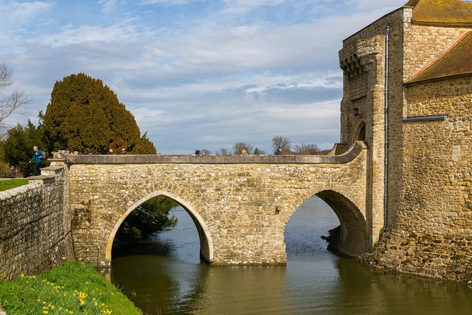 Leeds Castle, Cliffs of Dover and Canterbury Day Trip from London with Guided Cathedral Tour - Who should book this tour