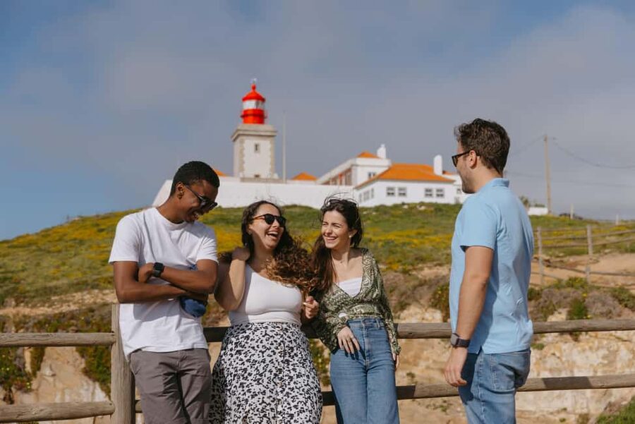 Lisbon: Pena Palace, Sintra, Cabo da Roca, & Cascais Daytrip - Group or private tour?
