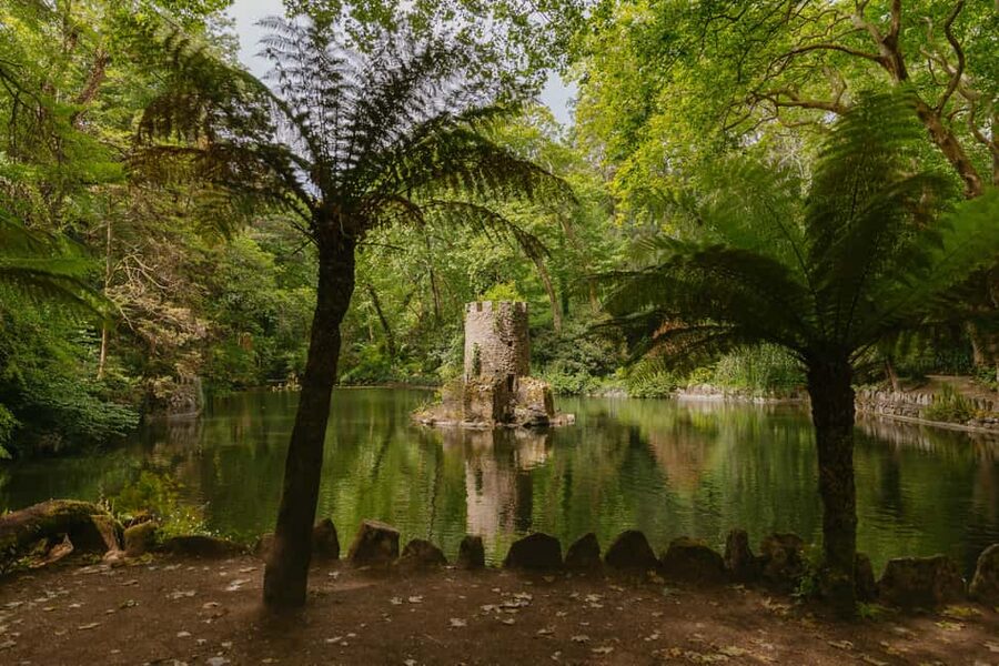 Lisbon: Pena Palace, Sintra, Cabo da Roca, & Cascais Daytrip - Starting at Parque Eduardo VII