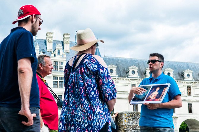 Loire Valley Wine and Castles Small-Group Day Trip from Paris - Small-group transport, with one important caveat