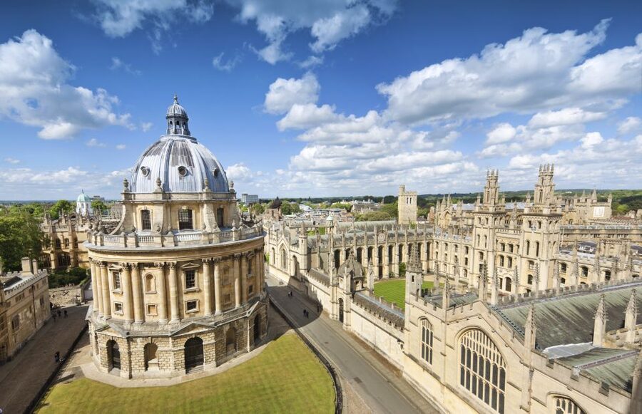 London: Harry Potter Studio Tour and Oxford Day Trip - Meeting in Gloucester Road and settling into the coach
