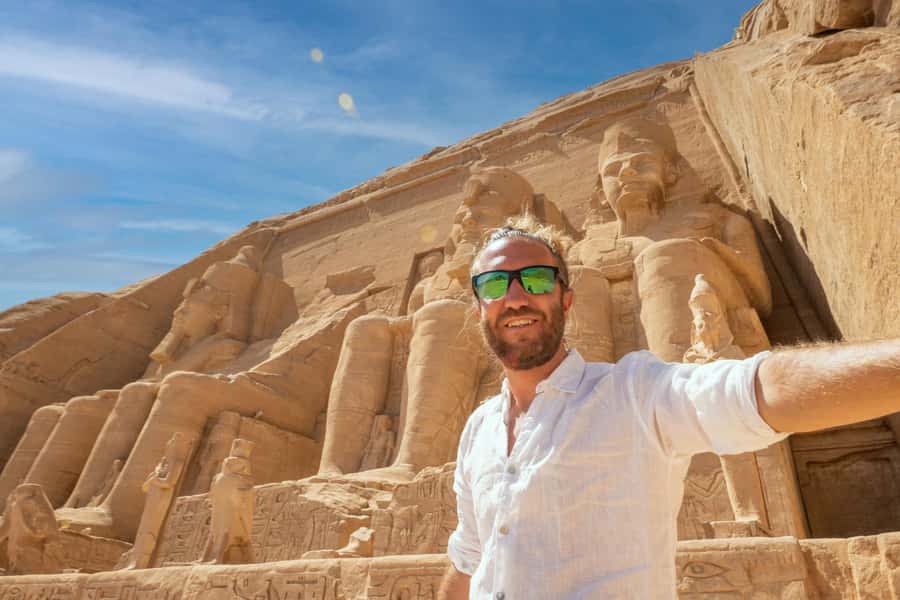 Luxor: Abu Simbel Temple Private Guided Day Trip with Lunch - The road south, and why the drive changes the experience
