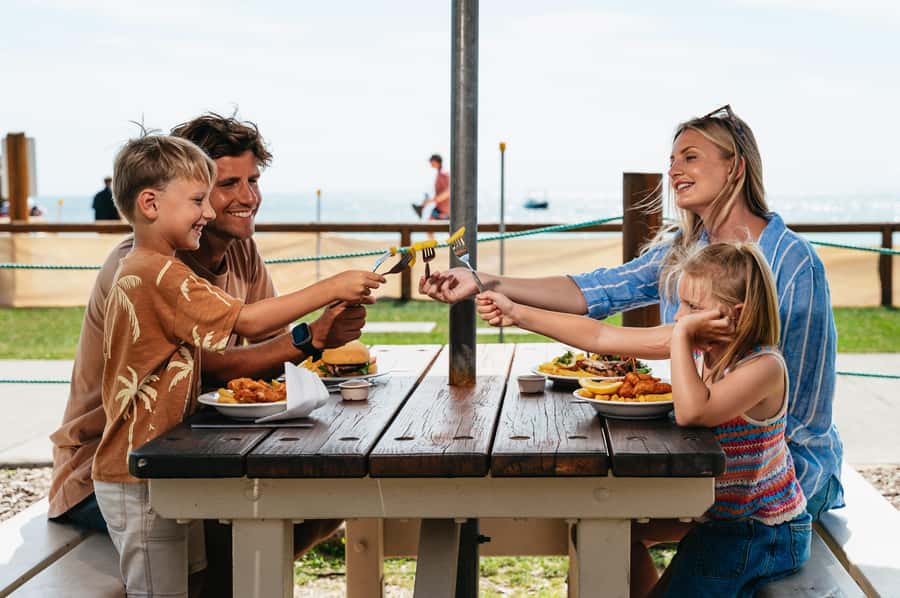 Moreton Island: Tangalooma Day Trip with Desert Safari - Lunch With Room to Choose