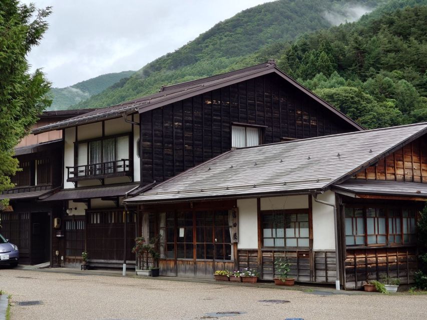 Nagano/Matsumoto: Matsumoto Castle and Narai-juku Day Trip - Inside Matsumoto Castle’s six-story tower