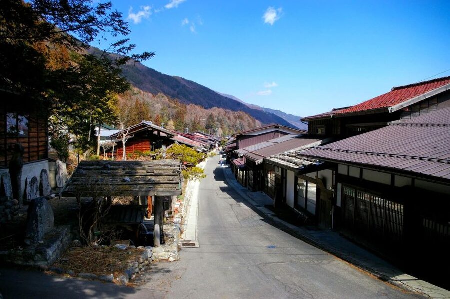 Nagano/Matsumoto: Matsumoto Castle and Narai-juku Day Trip - Weather, shoes, and physical effort