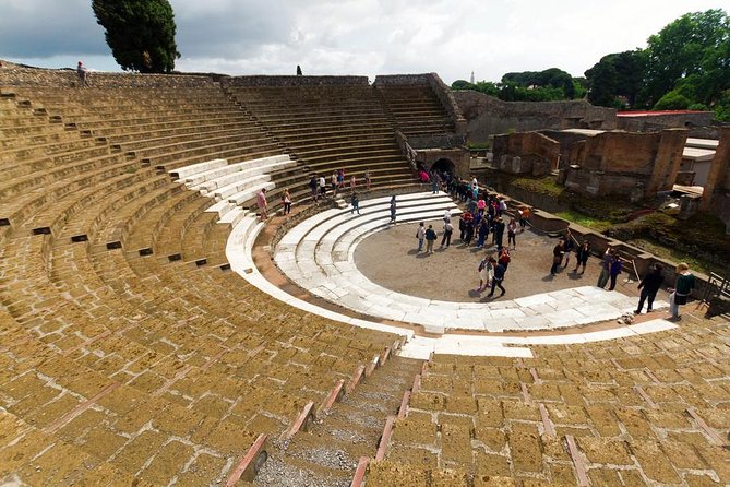 Naples: Pompeii & Mt Vesuvius All-Inclusive Small Group w/ Lunch - Walking through Pompeii’s Roman streets