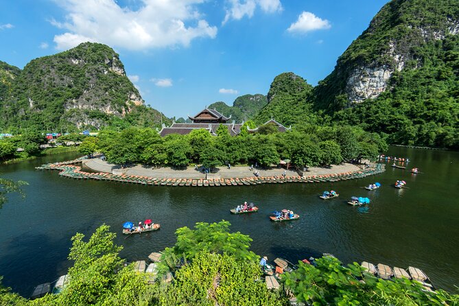 Ninh Binh Day Trip: Hoa Lu-Trang An/Tam Coc-Mua Cave-Cycling-Boat - Trang An by rowing boat