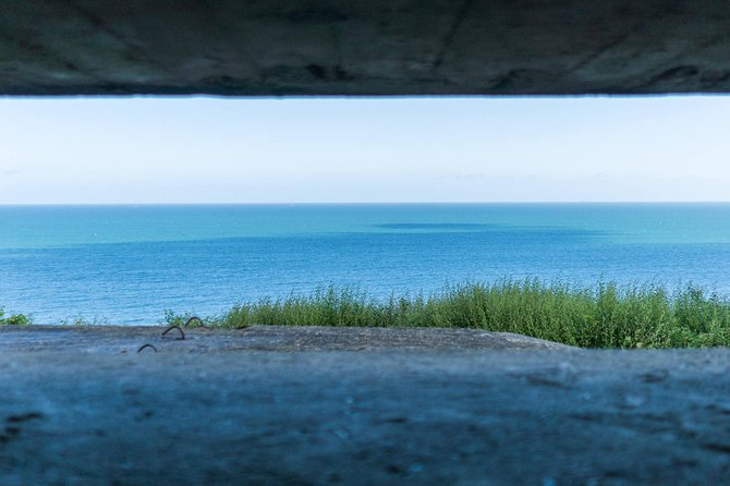 Normandy D-Day Small-Group Day Trip with Omaha Beach, Cemetery & Cider Tasting - A local lunch keeps the day grounded