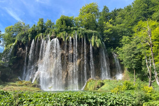 Plitvice Lakes with Ticket & Rastoke Guided Tour from Zagreb - How hard is the walk?