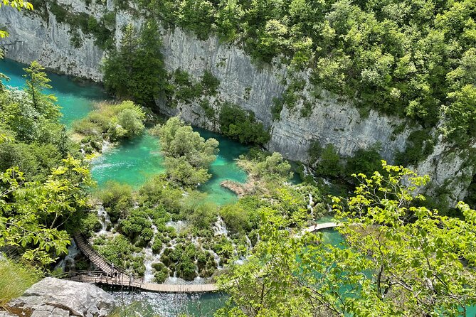 Plitvice Lakes with Ticket & Rastoke Guided Tour from Zagreb - Crowds, photographs, and the tour pace