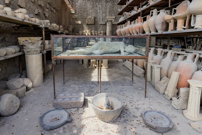 Pompeii and Mount Vesuvius Day Trip from Rome with Pizza Lunch - Should you book it?