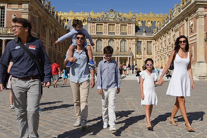 Private Half-Day Trip to Versailles from Paris with Macarons - Two hours in the formal gardens