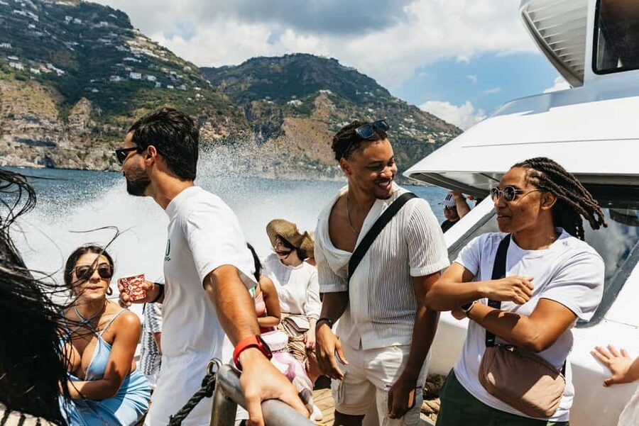 Rome: Amalfi Coast & Positano Day Trip with Coastal Cruise - Leaving Rome for southern Italy