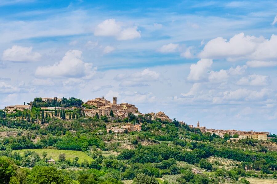 Rome: Tuscany & Montepulciano Day Trip with Lunch & Wines - Key points at a glance