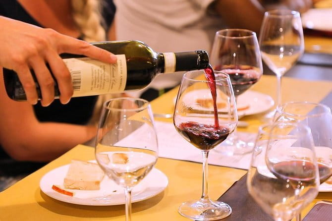 San Gimignano, Siena, Monteriggioni, Chianti Day Trip with Lunch & Wine Tasting - Why this route works from Florence