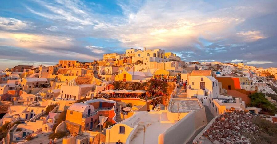 Santorini: Guided Island Day Trip with Beach Visit - Key points at a glance