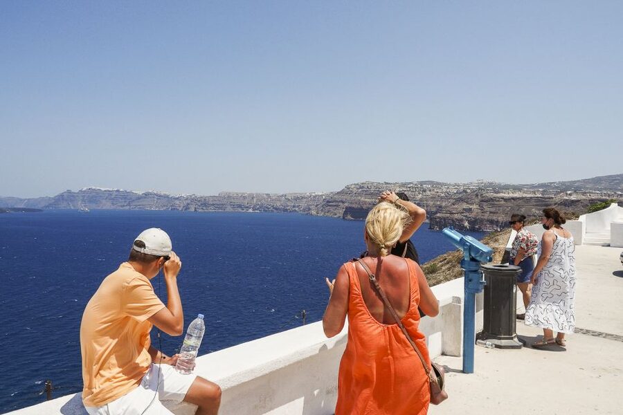 Santorini: Top Sights Day Trip, Wine Tasting, & Oia Sunset - Oia sunset, with crowds and a strict clock