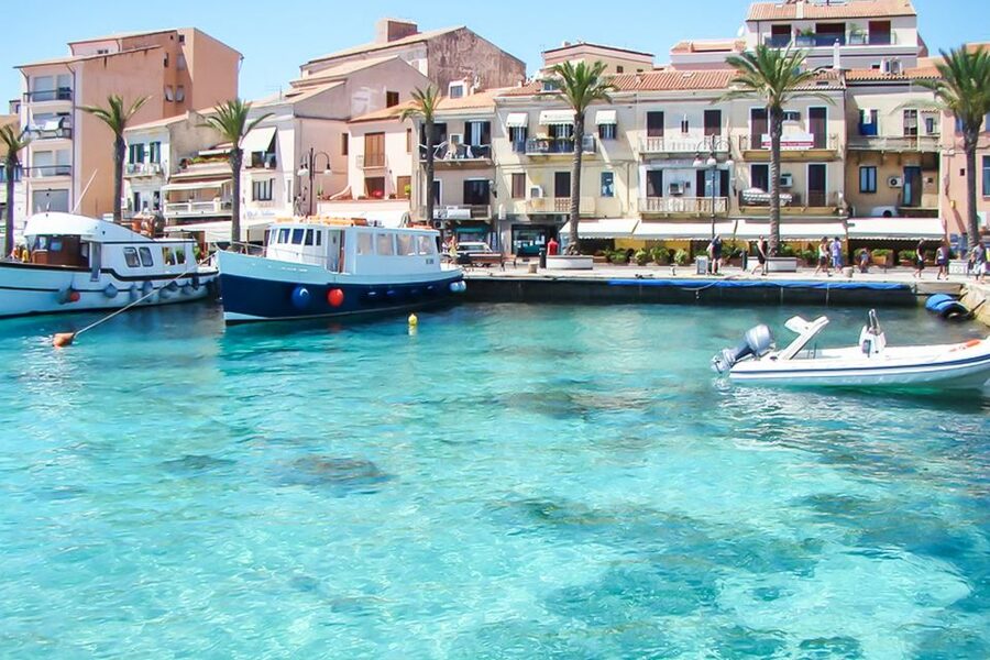 Sardinia: La Maddalena Archipelago Full-Day Trip by Boat - What the Boat and Commentary Are Like