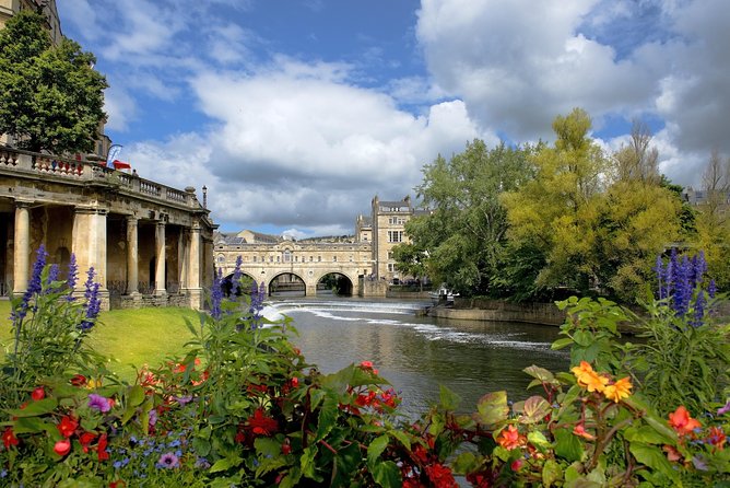 Stonehenge and Bath Day Trip from London with Optional Roman Baths Visit - The coach ride to Bath