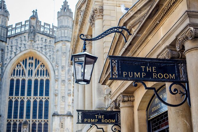 Stonehenge and Bath Day Trip from London with Optional Roman Baths Visit - Starting at Victoria Coach Station