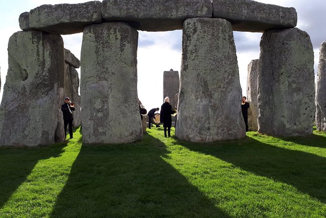 Stonehenge Inner Circle Private Tour from London with Bath Visit - The guides can make or break a long day