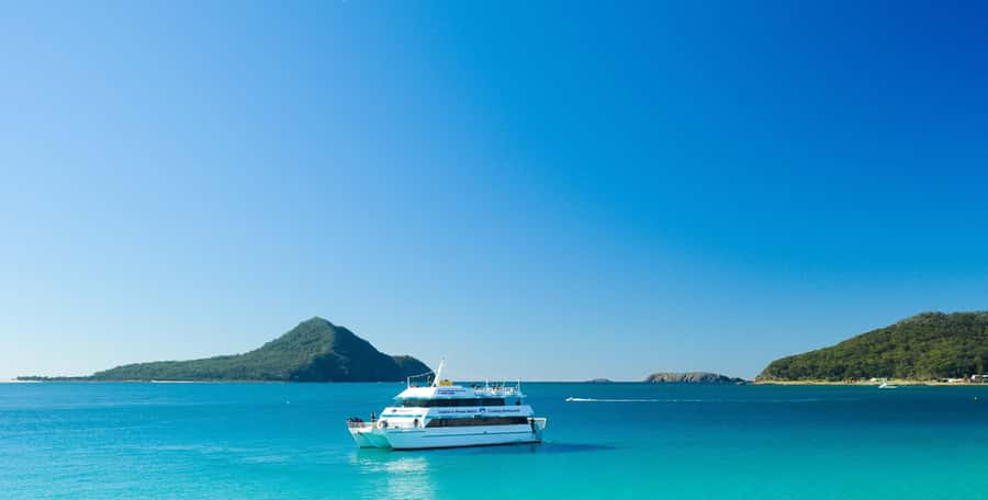 Sydney: Port Stephens Dolphin Cruise & Sandboarding Day Trip - Who should book this Port Stephens day trip?