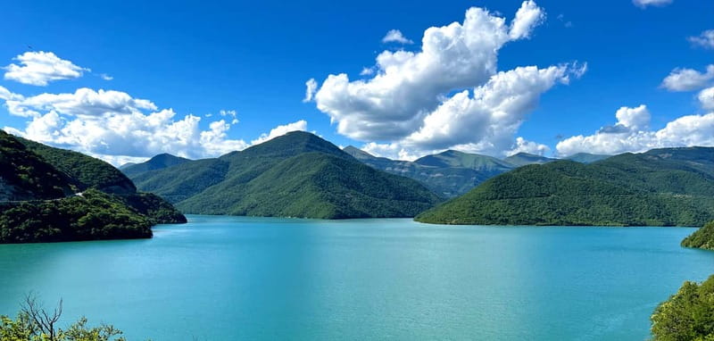 Tbilisi: Day Trip to Kazbegi, Gudauri, Gergeti, and Ananuri - Gudauri and the taste of alpine honey
