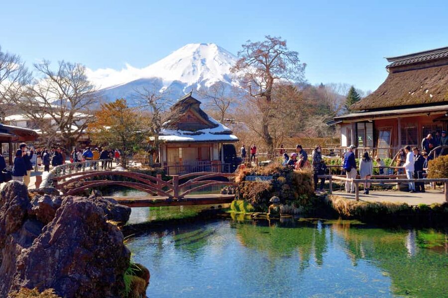 Tokyo: Mt. Fuji, Kamakura, Big Buddha, & Lake Ashi Day Trip - Lake Ashi by boat and the Motohakone stop