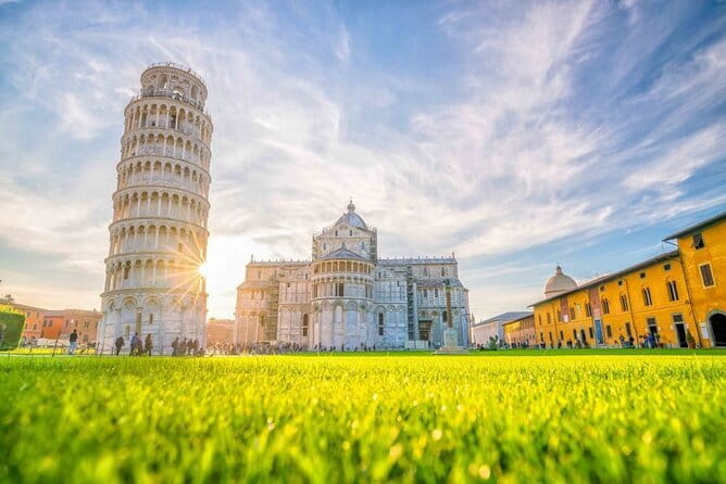 Tuscany Day Trip from Florence: Siena, San Gimignano, Pisa and Lunch at a Winery - Who should book this tour?
