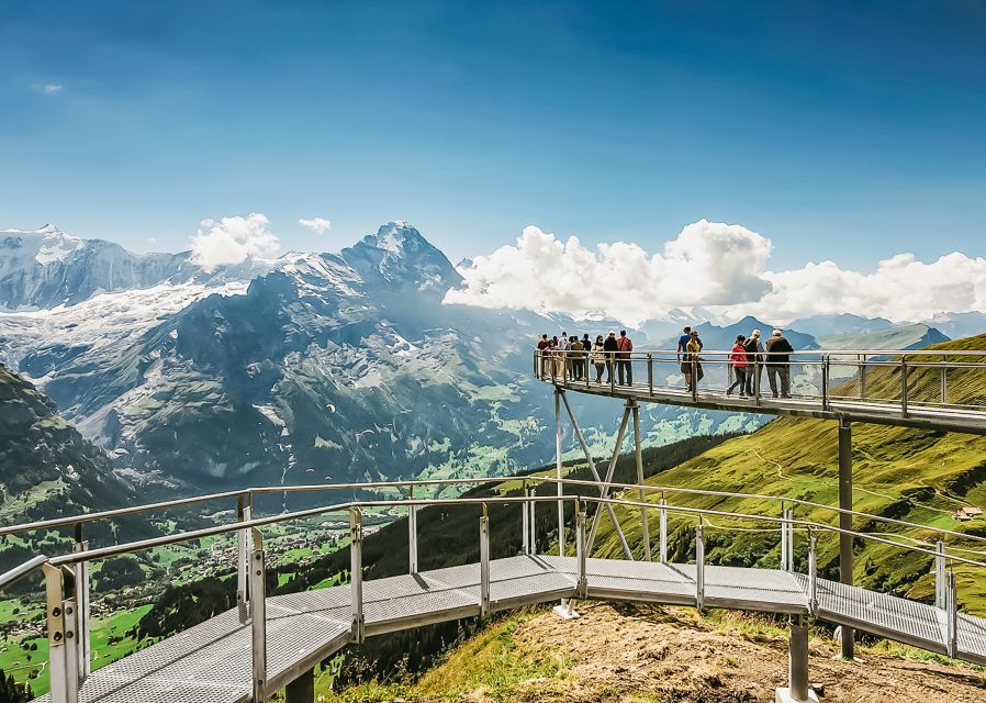 Zurich: Grindelwald, Interlaken & Lauterbrunnen Day Trip - What the long coach day really feels like